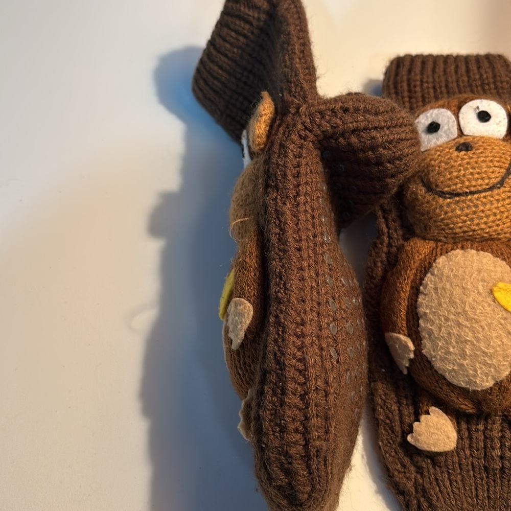 NWOT Cute Monkey Socks - Picture 3 of 4